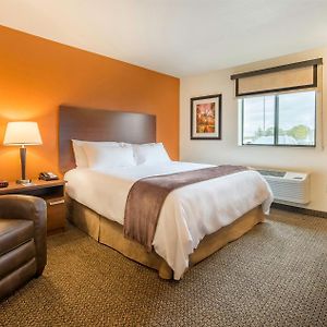 Queen Room Recliner Hearing Accessible